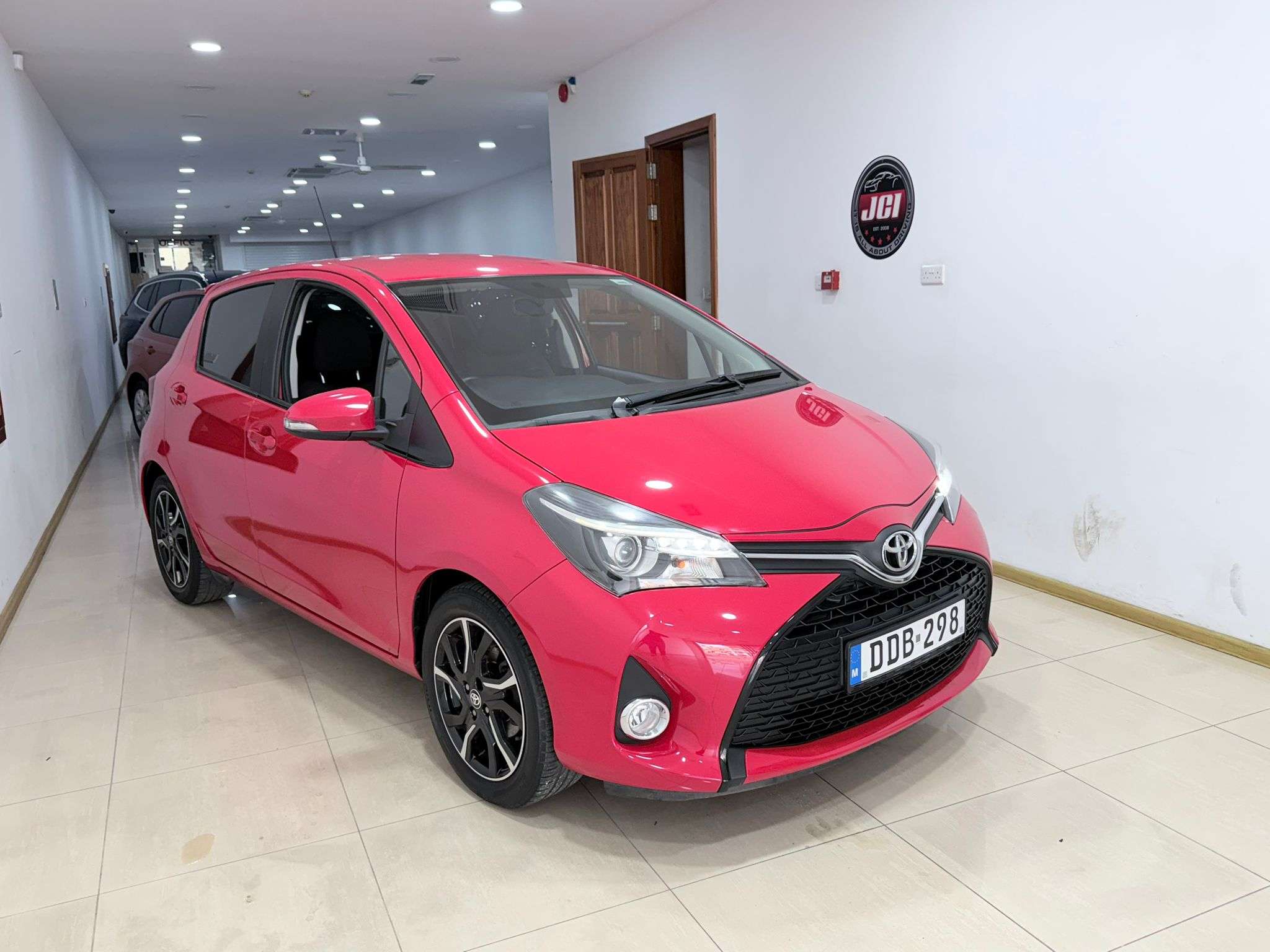 Toyota Yaris 2015 Ta'Malta (Local)