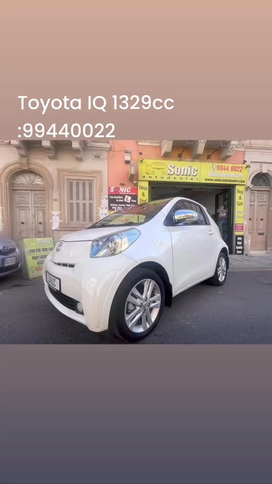 Toyota IQ VVT-I Hatchback 2012