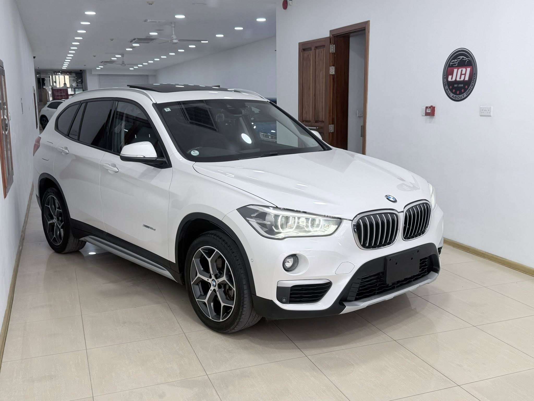 BMW X1 Xline (AWD) Panoramic roof 2017/18