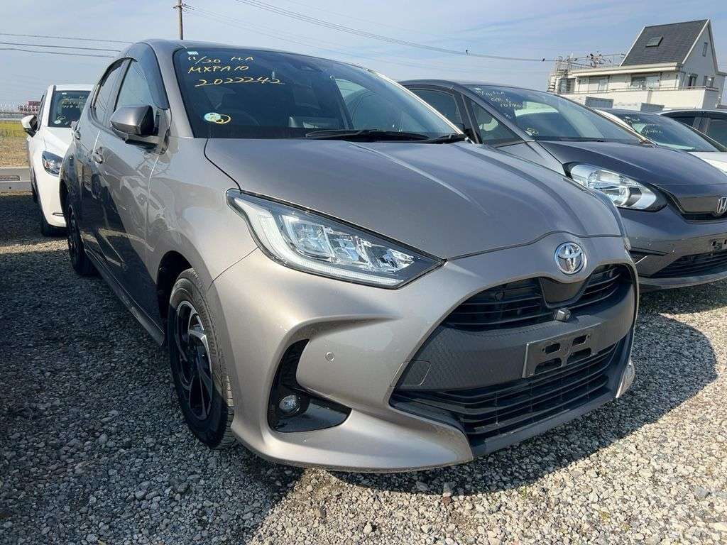 X5 2020/22 Toyota Yaris (Latest Shape) 1.5cc Petrol