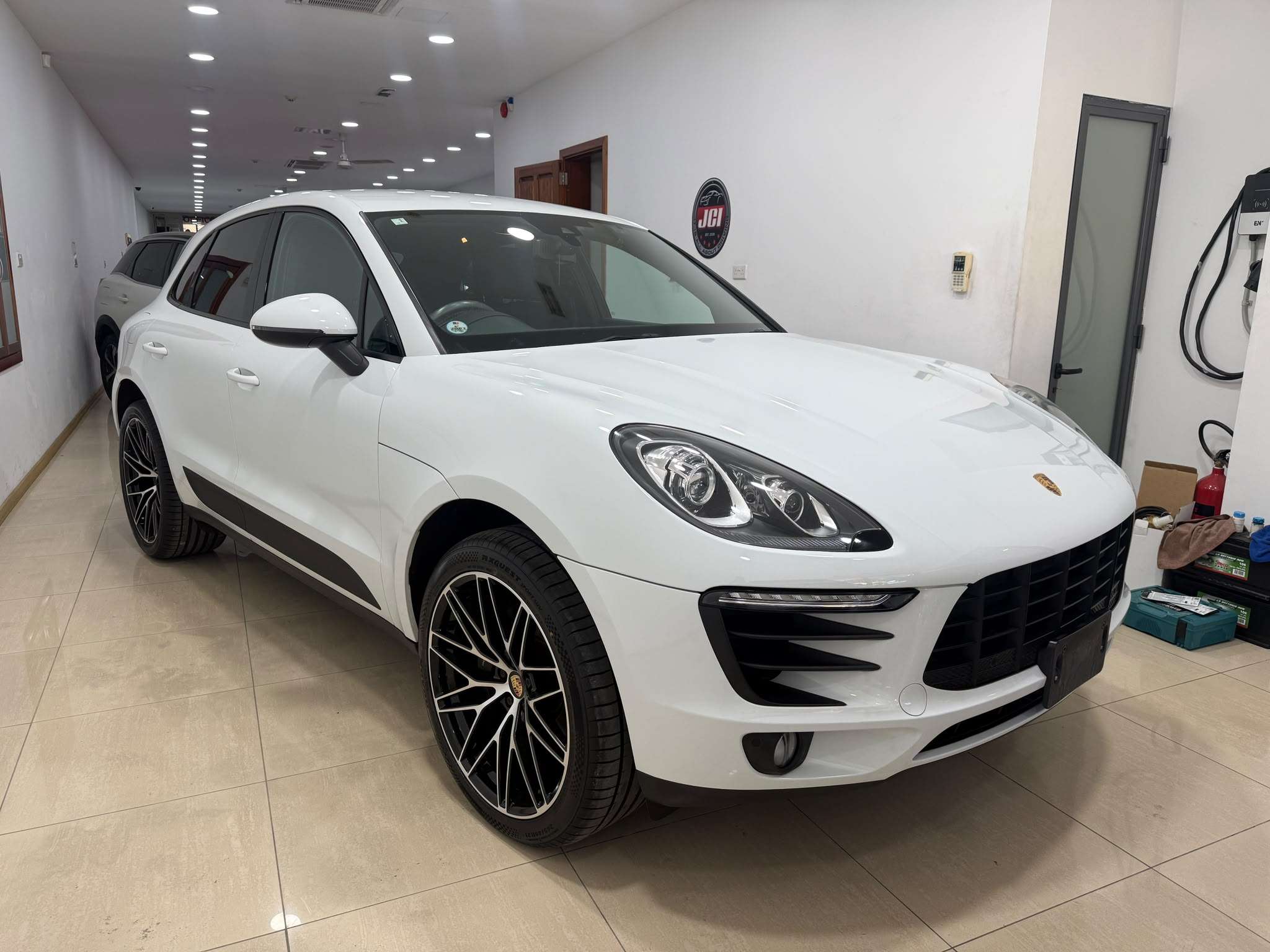 Porsche Macan 2017/18 Automatic Petrol
