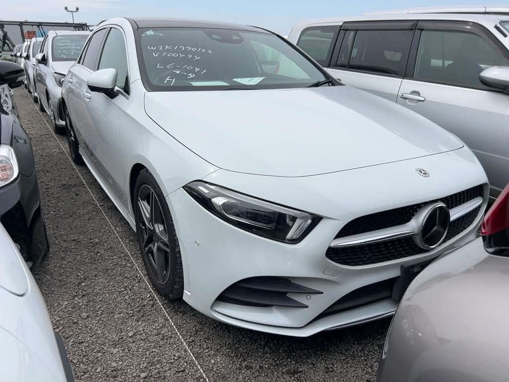 Mercedes A200 (New Shape) AMG Premium Plus Automatic Diesel 2021/22 REF : 0494