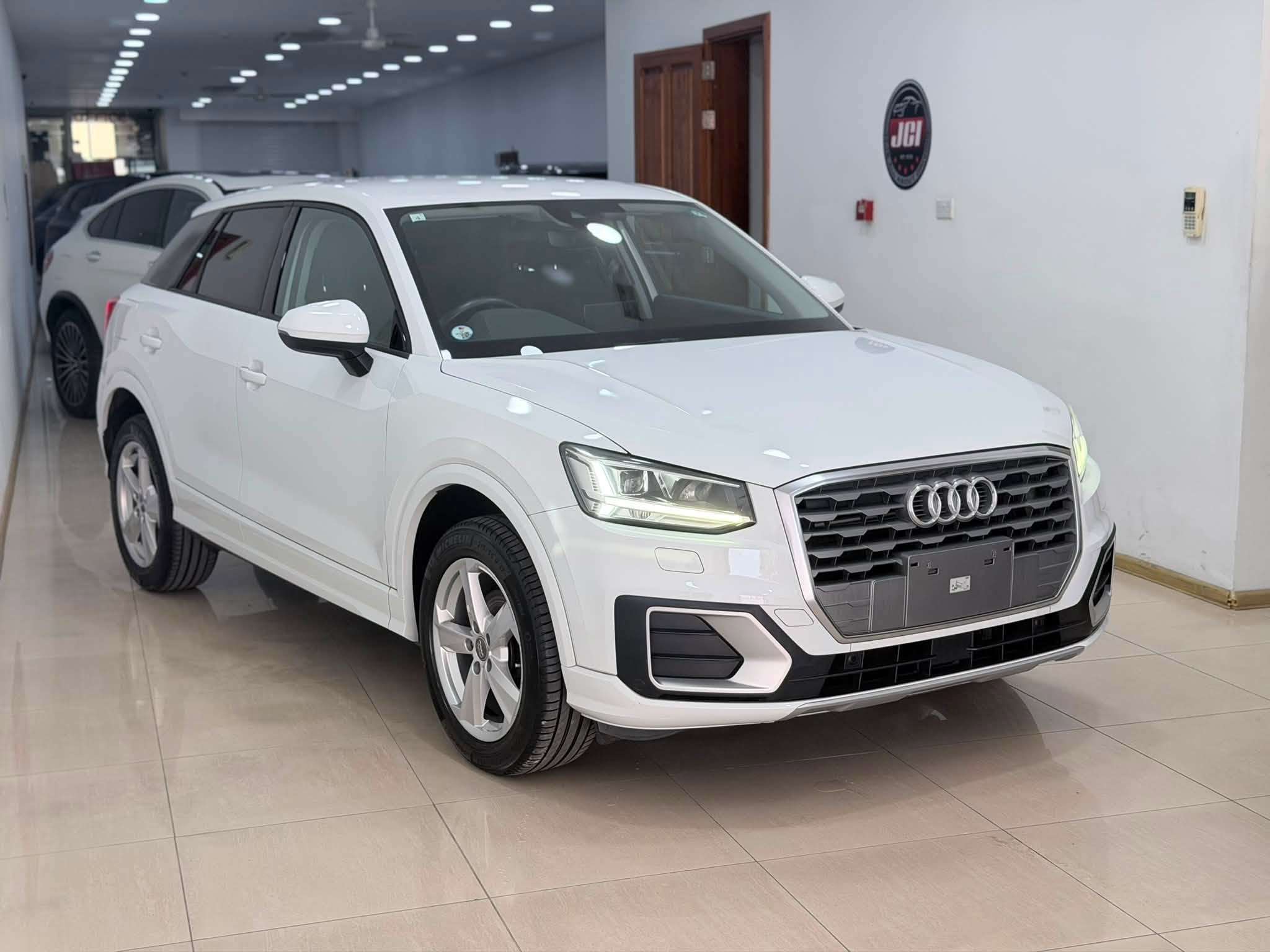 Audi Q2 30 Tfsi Automatic Petrol 2019/20